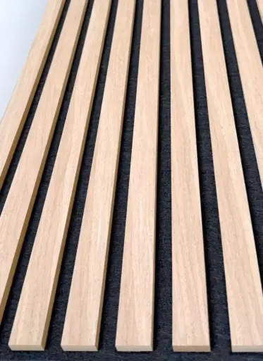 [PRIM69203] PrimoFloor akoestische lattenwand small natuur eik / black backing 21x325x2700mm 1,755m